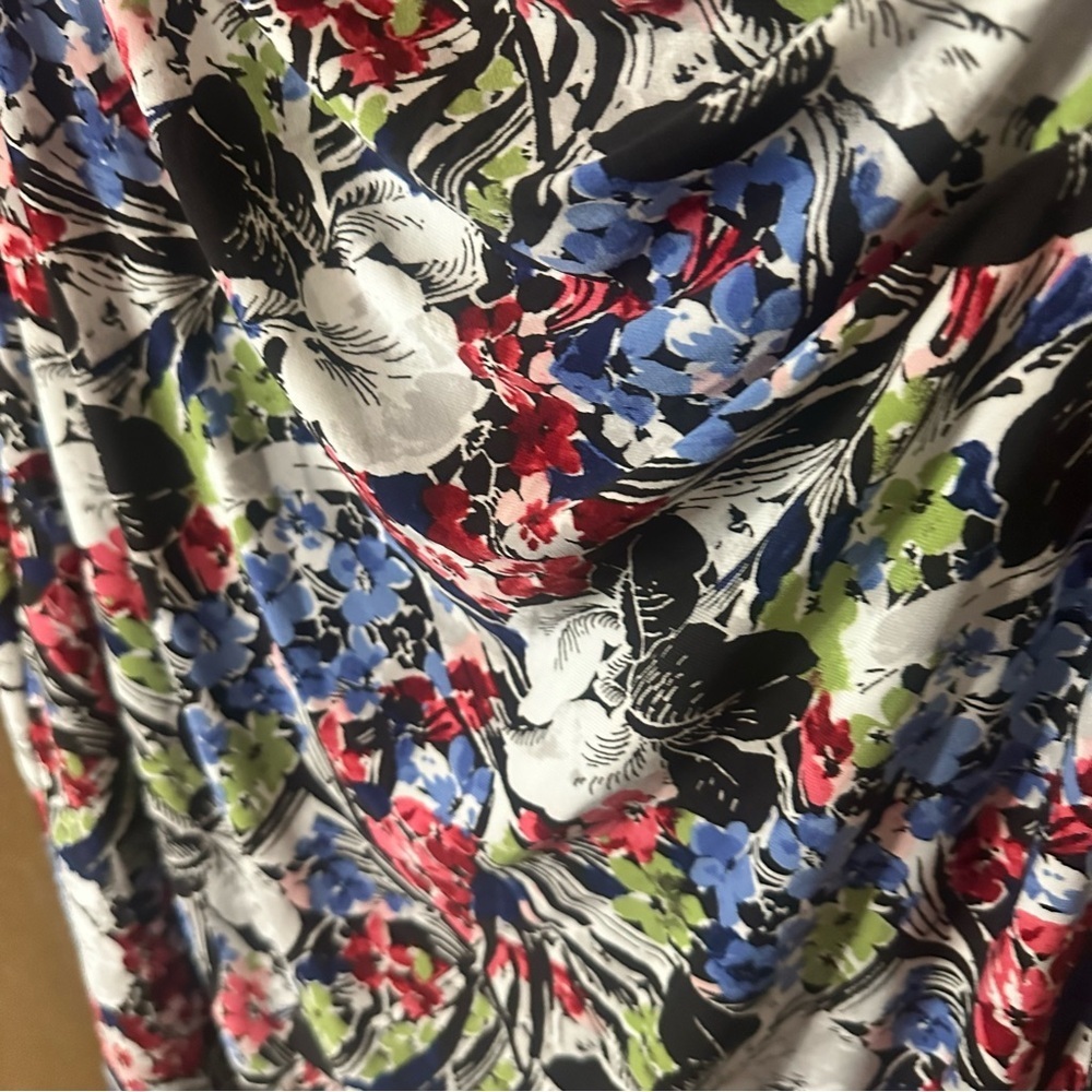 Lauren Ralph Lauren Floral Jersey Flutter-Sleeve Surplice Dress Lined Size 8 - Picture 8 of 15